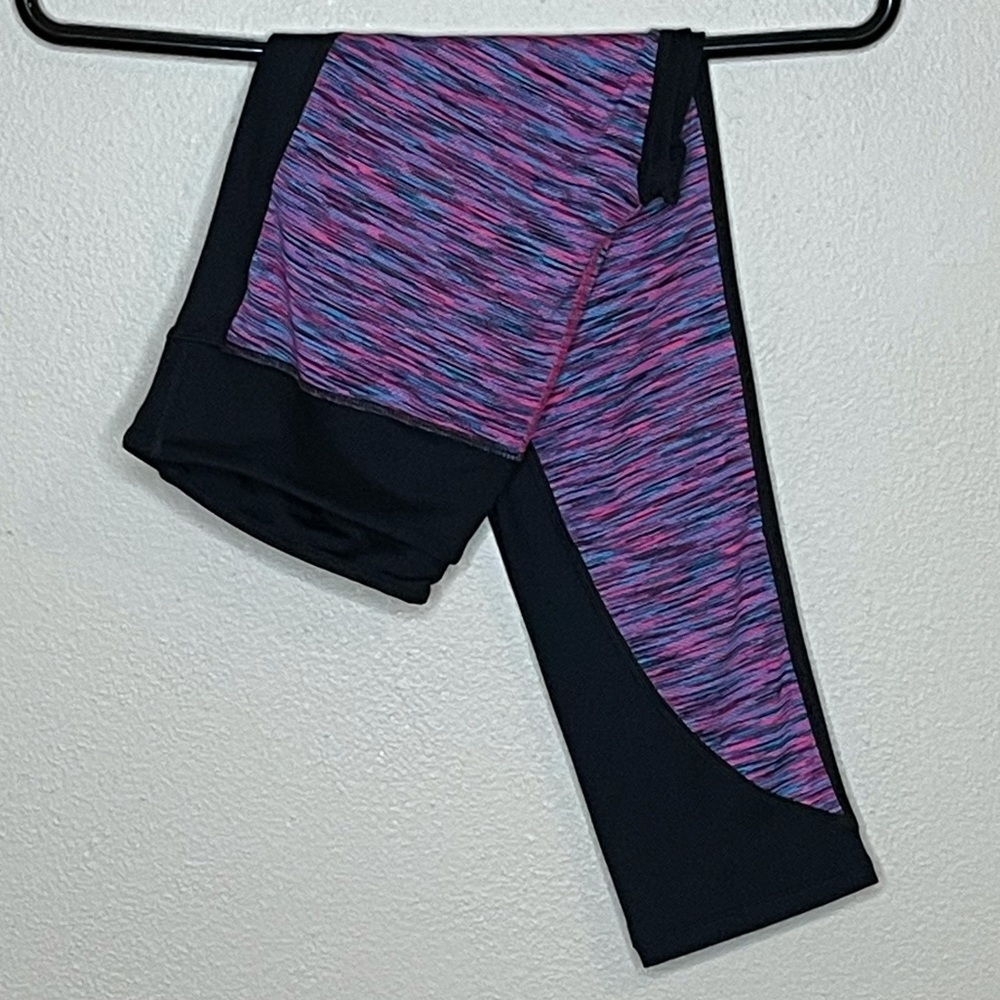 Fabletics Sydney Capri - Picture 3 of 7